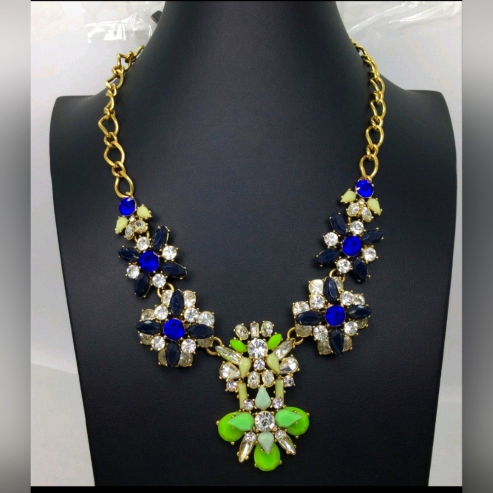 J. Crew Mixed Color Gemstone Statement Necklace NWT Jewelry Bag Inc 17"